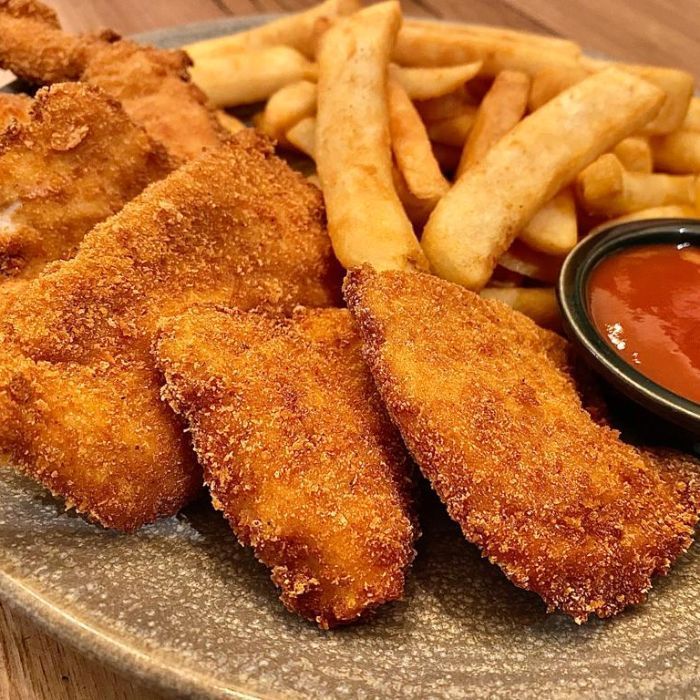 Chicken Schnitzel Nuggets and Chips